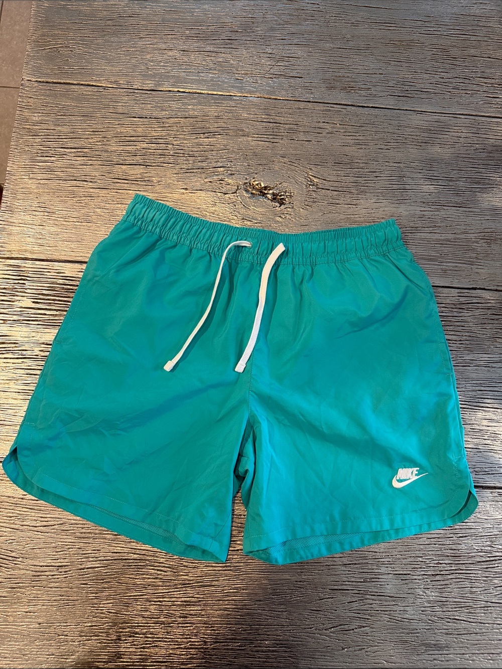 Nike Men’s Club Woven Shorts